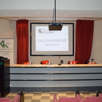 sala_conferenze_4_hotel_canadian_l_aquila